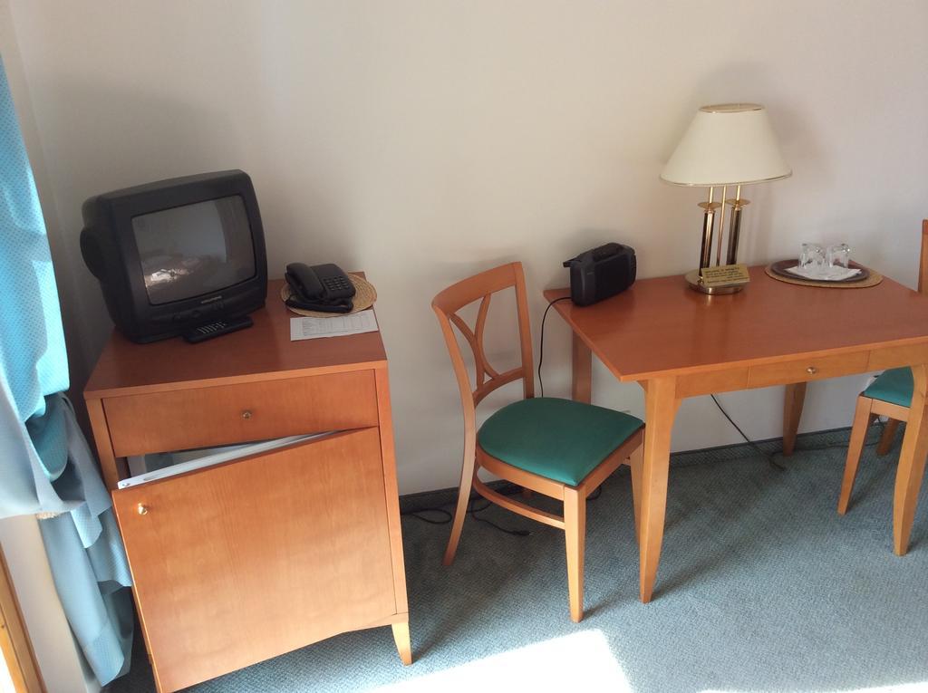 Grand Hotel Stary Smokovec Vysoke Tatry Room photo