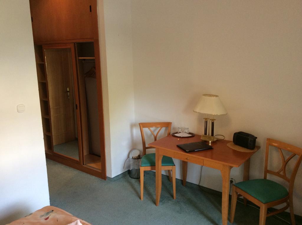 Grand Hotel Stary Smokovec Vysoke Tatry Room photo